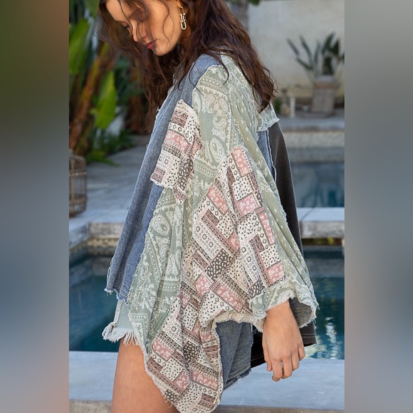 POL patchwork oversized top - Picture 3 of 8